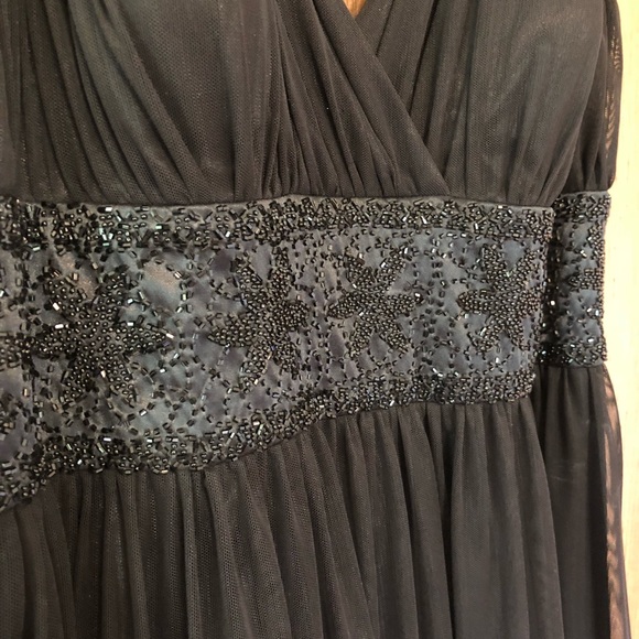 Floor length formal dress - Picture 2 of 2